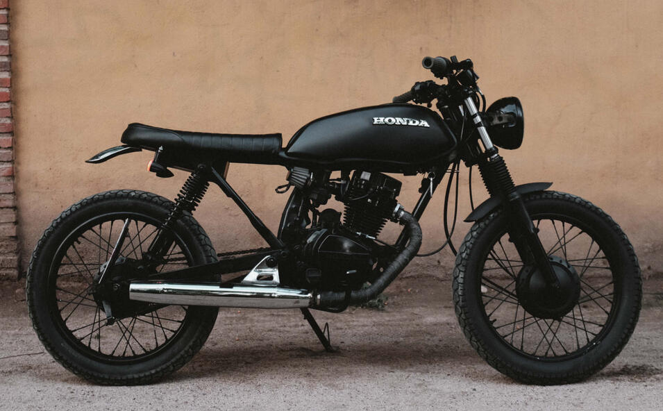 Sayu Customs Black Honda Sayu Customs Black Honda